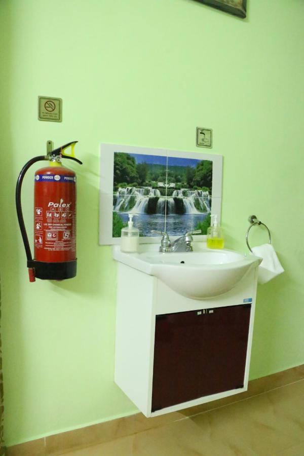 Hotel Nkc Airport Chennai Exterior photo